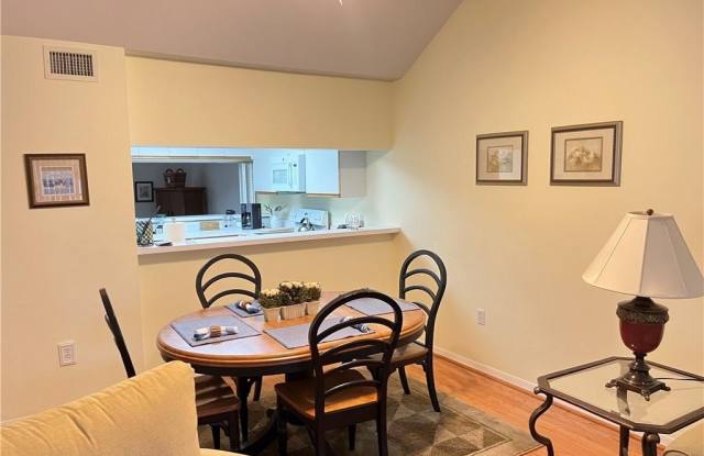 6371 Pelican Bay Blvd Gallery 4