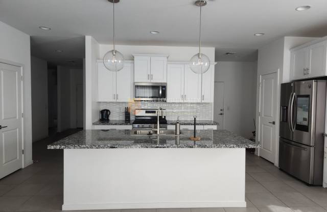 Mountain view single story home. photos photos