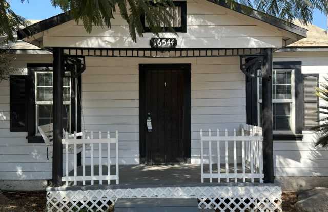 Charming 3BDR House in Visalia Gallery 1