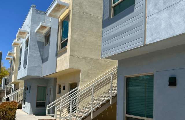 MaCallister Scottsdale Gallery 2