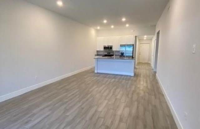 121 SE 13th Street photos photos