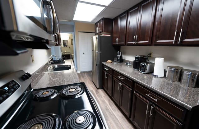 Laurel Village Apartments photos photos