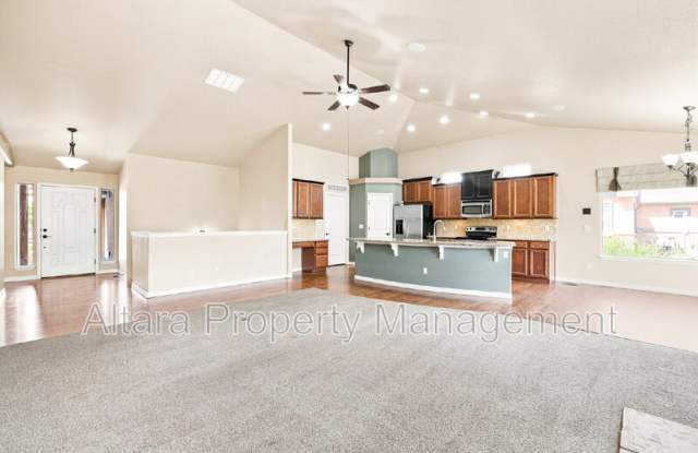 7183 Cottonwood Tree Drive Gallery 3