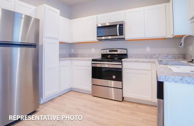 2 Bed/2.5 Bath Townhome- Close to downtown Clayton! photos photos