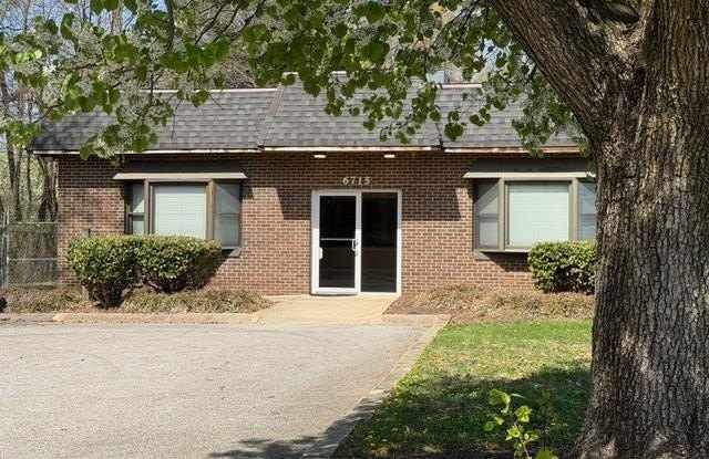 6715 SUITLAND Road photos photos