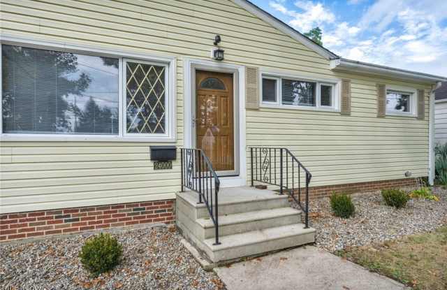 24000 Knickerbocker Road photos photos