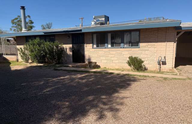 Beautiful 3-Bedroom Home for Rent in Tucson — Available NOW! | 2 Weeks FREE OAC! ✨ photos photos