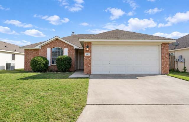 1707 Wood Creek Dr Gallery 1