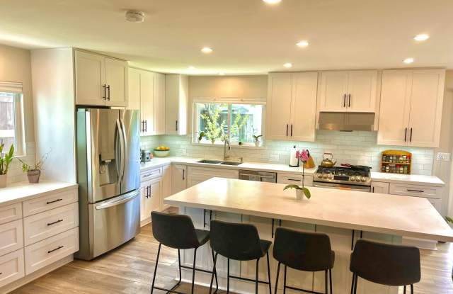 416 Los Feliz Drive photos photos