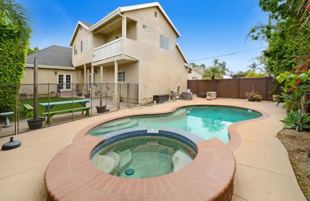 Gorgeous 3,000+ sq ft home in Glendora with Pool! Gallery 4