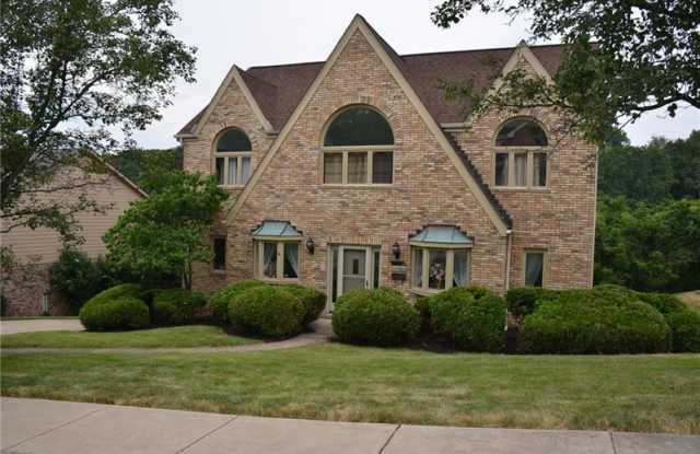 152 Vanderbilt Dr - 152 Vanderbilt Drive, Allegheny County, PA 15243