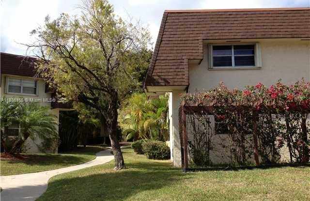 13714 SW 90th Ave photos photos