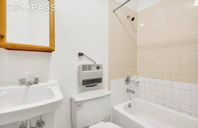949 Columbus Avenue Gallery 4
