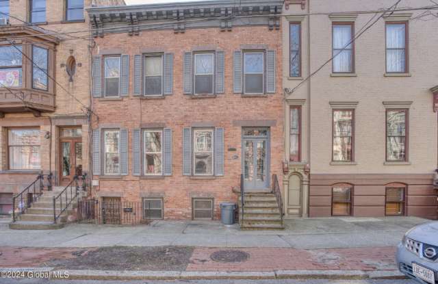 138 Lancaster St - 138 Lancaster Street, Albany, NY 12210