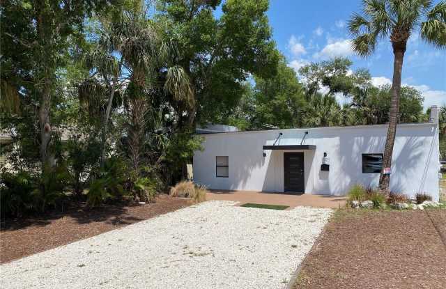 1101 N GARDEN AVENUE photos photos