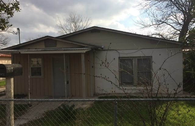 1910 SAN PATRICIO ST - 1910 San Patricio Street, San Antonio, TX 78207
