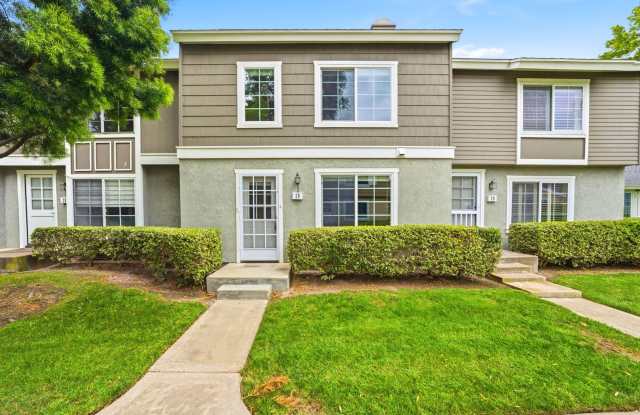 Spacious Two Story Townhome in Woodbridge photos photos