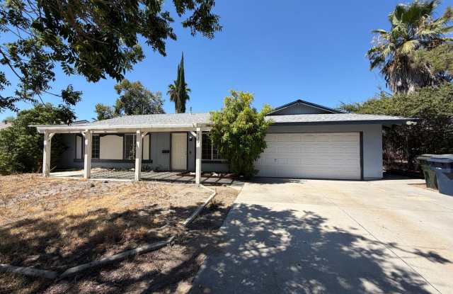 539 Hidalgo Ave. 4 Bed, 2 bath Home in Redlands! photos photos