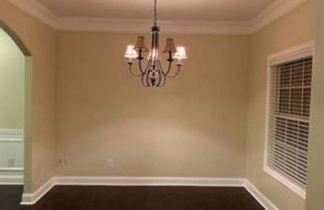 1052 OVERVIEW Drive Gallery 3
