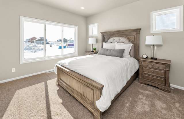 4-bedroom, 3-bathroom West Fargo Single-Family Home w/ 2 Stall Garage Gallery 4