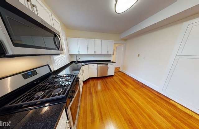 8 Draper St., #1 Gallery 2