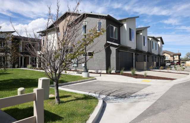 652 East 12225 South photos photos