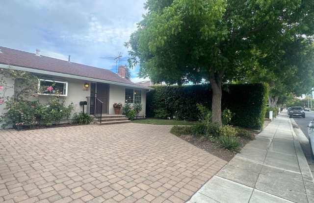 Beautiful Menlo Park Home near Facebook headquarters. Available Mid September- Call today! photos photos