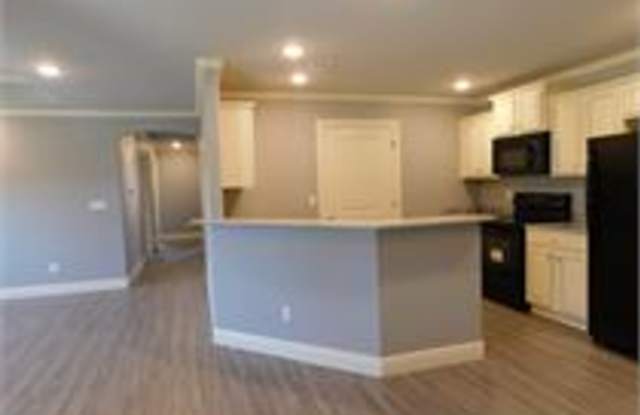 9001-9003 Chanel Place - 9001 Gallery 2