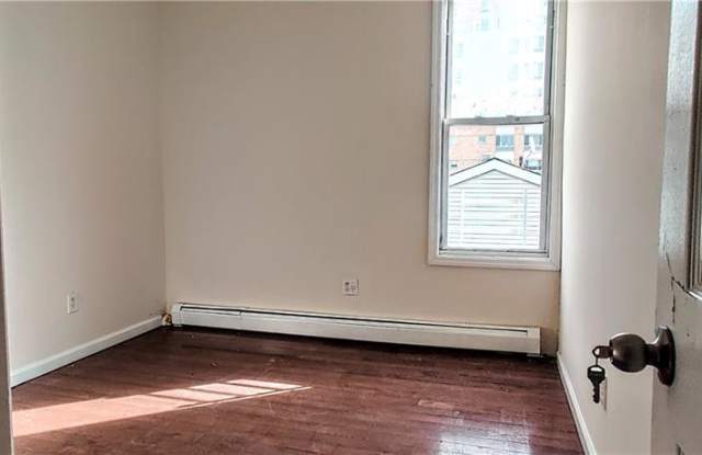 1006 E 172nd Street Gallery 4