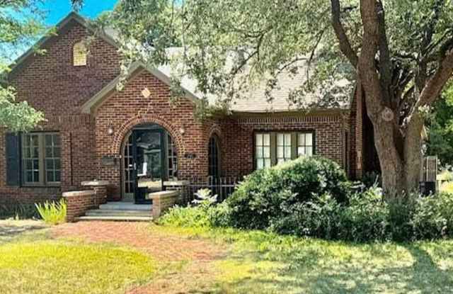 Fantastic 3 bedroom 2 bathroom house in Tech Terrace! photos photos