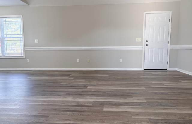 843 Mollhoff Court Gallery 3