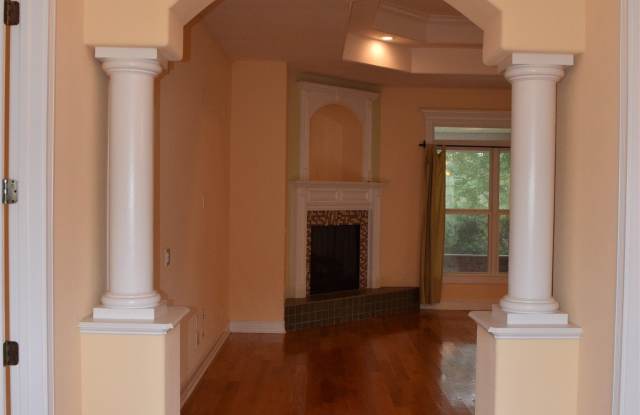 2637 Antietam Trail Gallery 2
