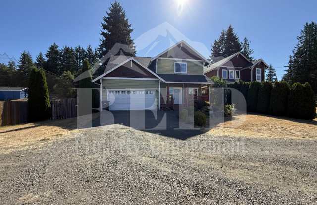2-STORY Tracyton Craftsman Home photos photos