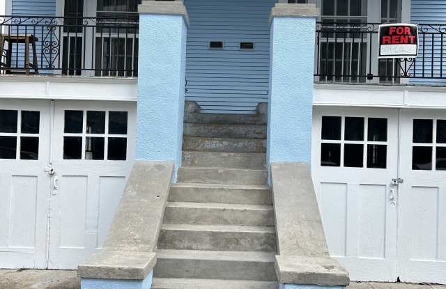 821 Leontine St photos photos