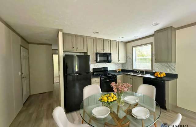 1087 Colonial Trail photos photos
