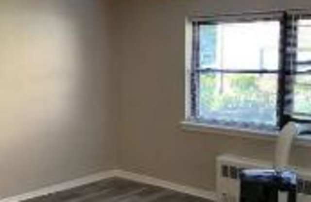 12 Kilmer Court - 12 Kilmer Court, Bloomfield, NJ 07003