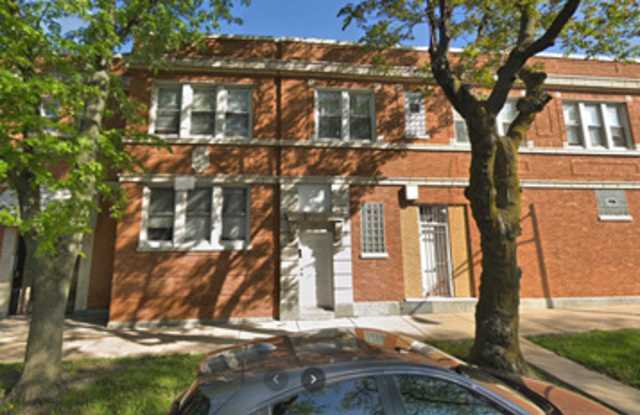 4138 N Milwaukee Ave photos photos