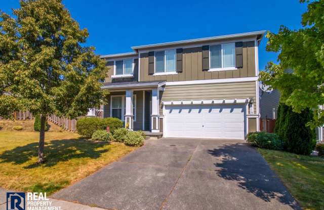 Spacious 5-Bedroom Spanaway Home with Lower-Level Suite & Convenient JBLM Commute! photos photos