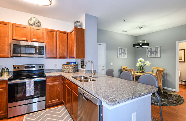 Windermere Cay Apartments Gallery 3