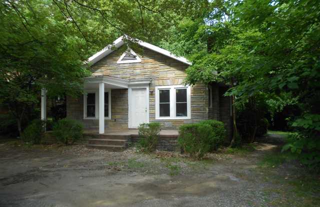 2712 Randleman Rd photos photos