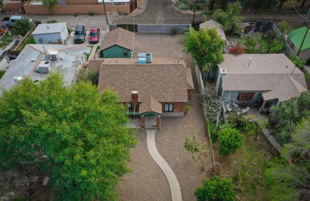 1123 E FAIRMOUNT Avenue Gallery 4