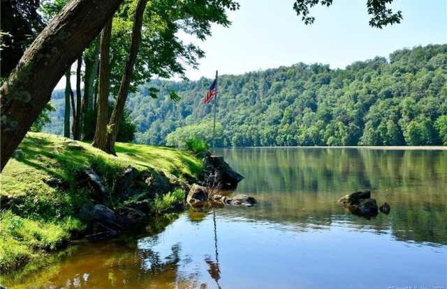 67 Lake Lillinonah Road N photos photos