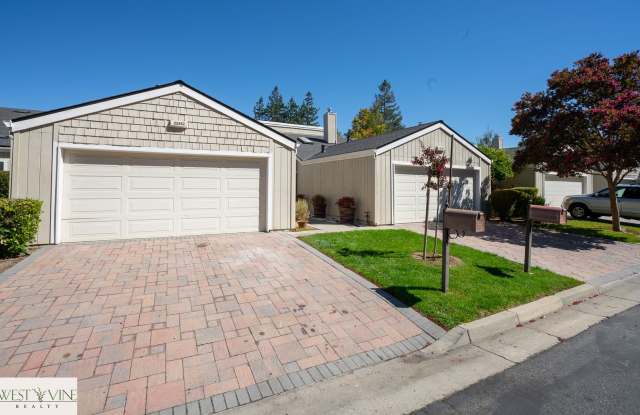 Spacious Cupertino Townhome| Interior Remodel | Attached 2-Car Garage Gallery 3