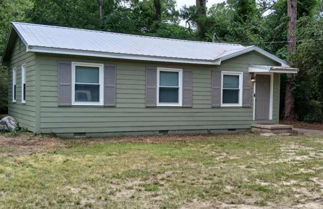 Nice three bedroom one bath photos photos