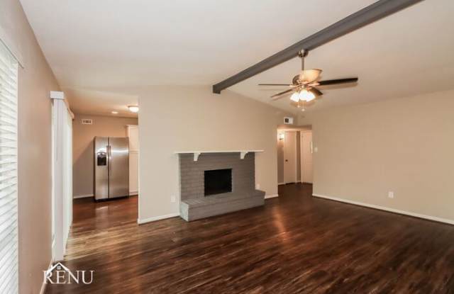6834 Gettysburg Drive Gallery 4
