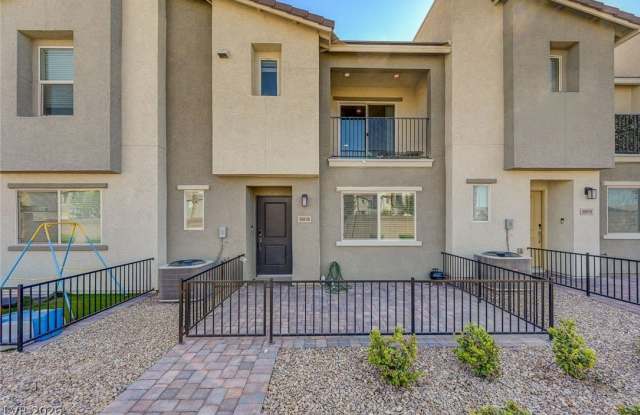 6819 Dark Gunmetal Court Gallery 1