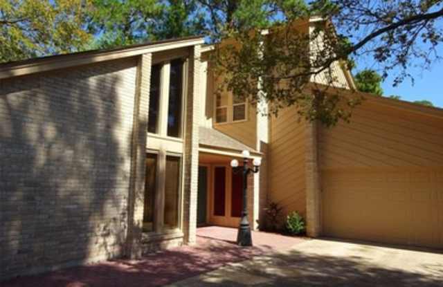 7310 Hickory Ln Gallery 3