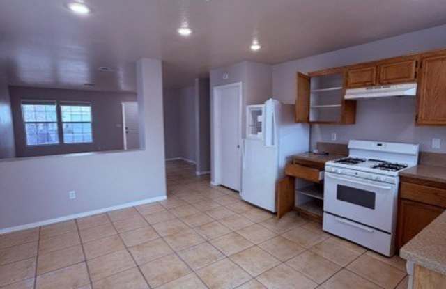 812 Tollbrook Way Gallery 2
