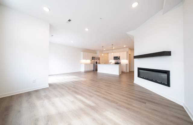 4773 Airlake Curve Gallery 4