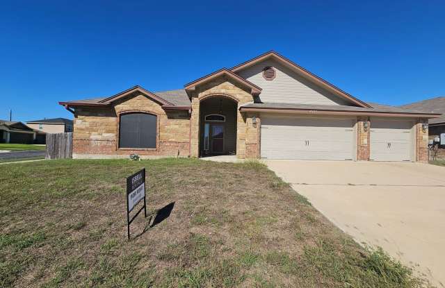 PRICE IMPROVEMENT - AVAILABLE NOW! Gallery 1